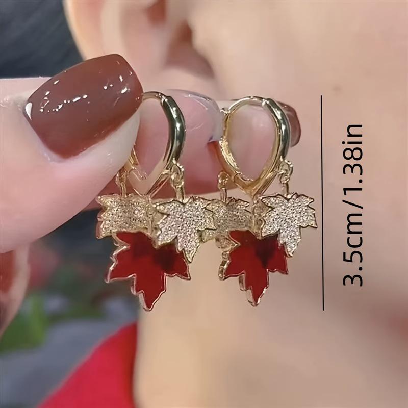 New Year Angora Red Maple Leaf Rhinestone Ear Cuff - Elegant & Stylish Drop Earring In Retro High-End Niche Style