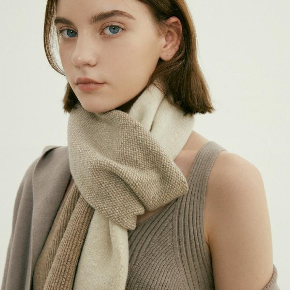 

Bb De Soli De Muffler Stand 3color navy