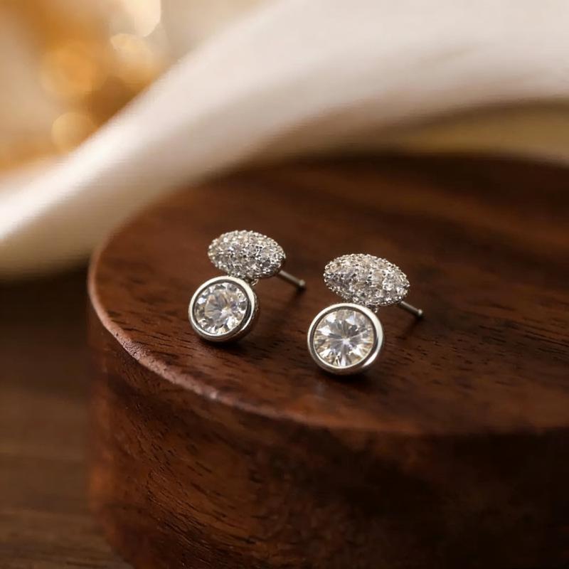 Серьги-гвоздики Beixi S999 из серебра с бриллиантами - Элегантный роскошный овальный дизайн