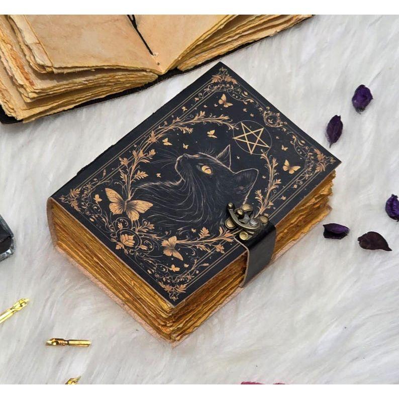 Black Cat Grimoire Journal | Gothic Lockable Witchcraft Diary | Vintage Handmade Leather Bound Notebook | Book of Shadows | Grimoire Book
