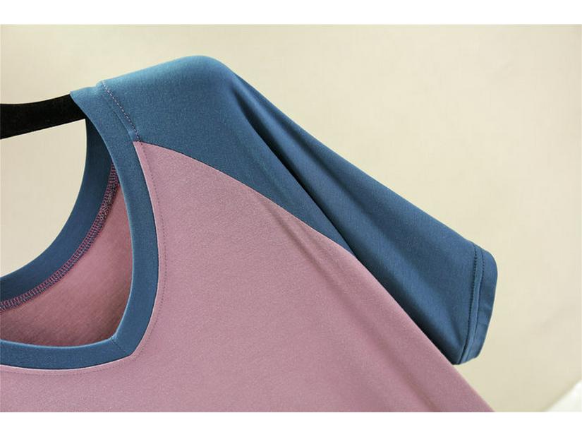 Καλοκαιρινό φόρεμα με φαρδιά λαιμόκοψη από μοντάλ, κοντά μανίκια και πλαϊνά σκισίματα