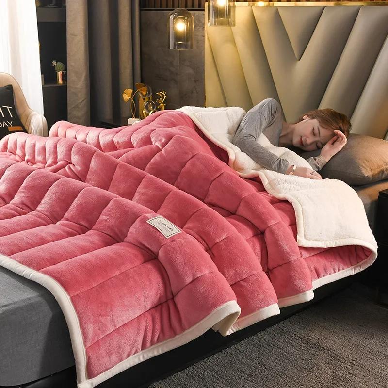 Thick Imitation Lamb Wool Blanket Winter Double-sided Three-layer Quilted Blanket Skin-friendly Cozy Warm Bed Cover Blanket