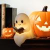 Halloween Ghost Lamp LED Night Light Cute Reading Ghost Ornament for Bedroom Desk Hoilday Home Party Decorations Halloween Gifts