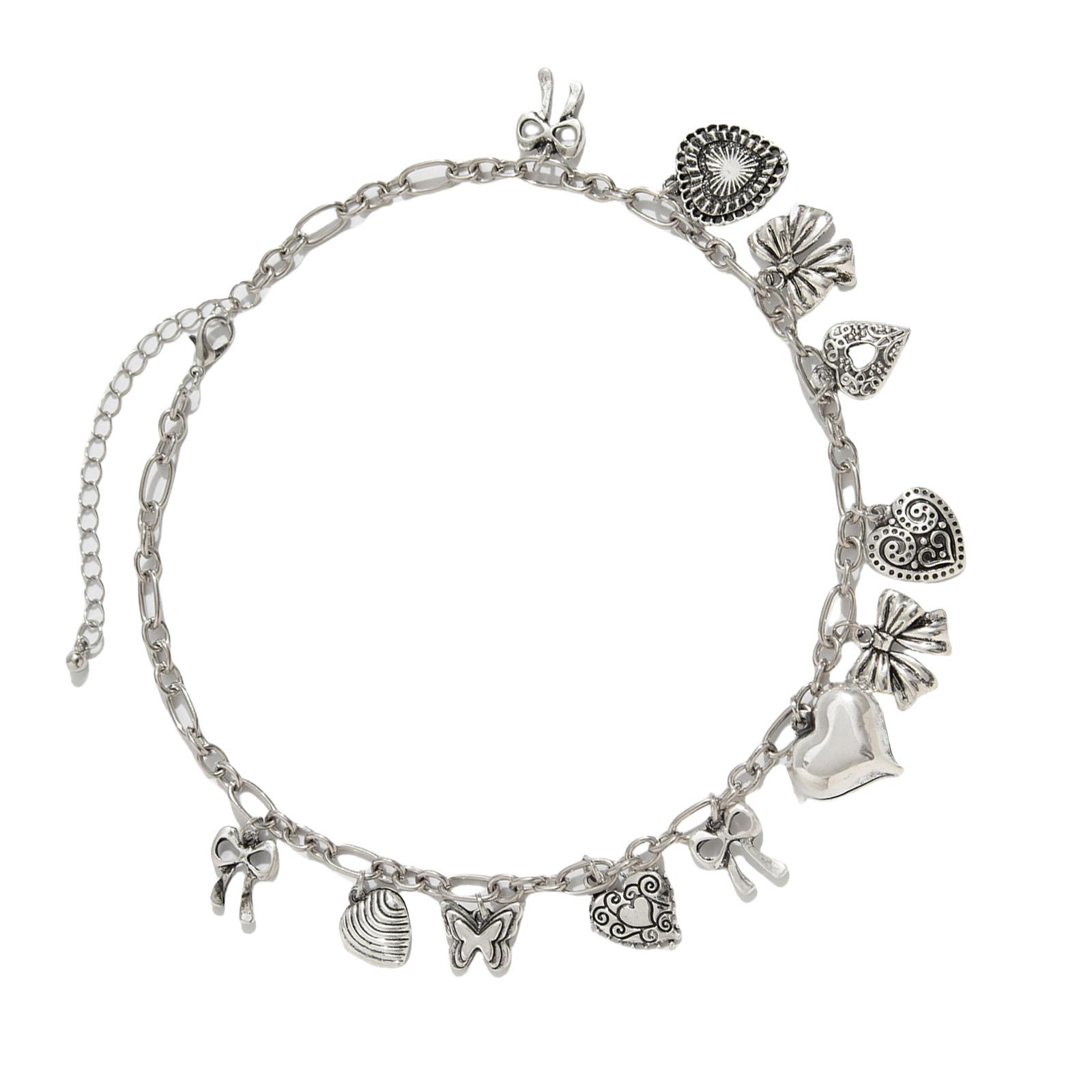 

Gothic Love Heart Charm Chokers Necklace With Elegant Chain Edgy Punk Styles Jewelry Accessory for Women Casual Wear B