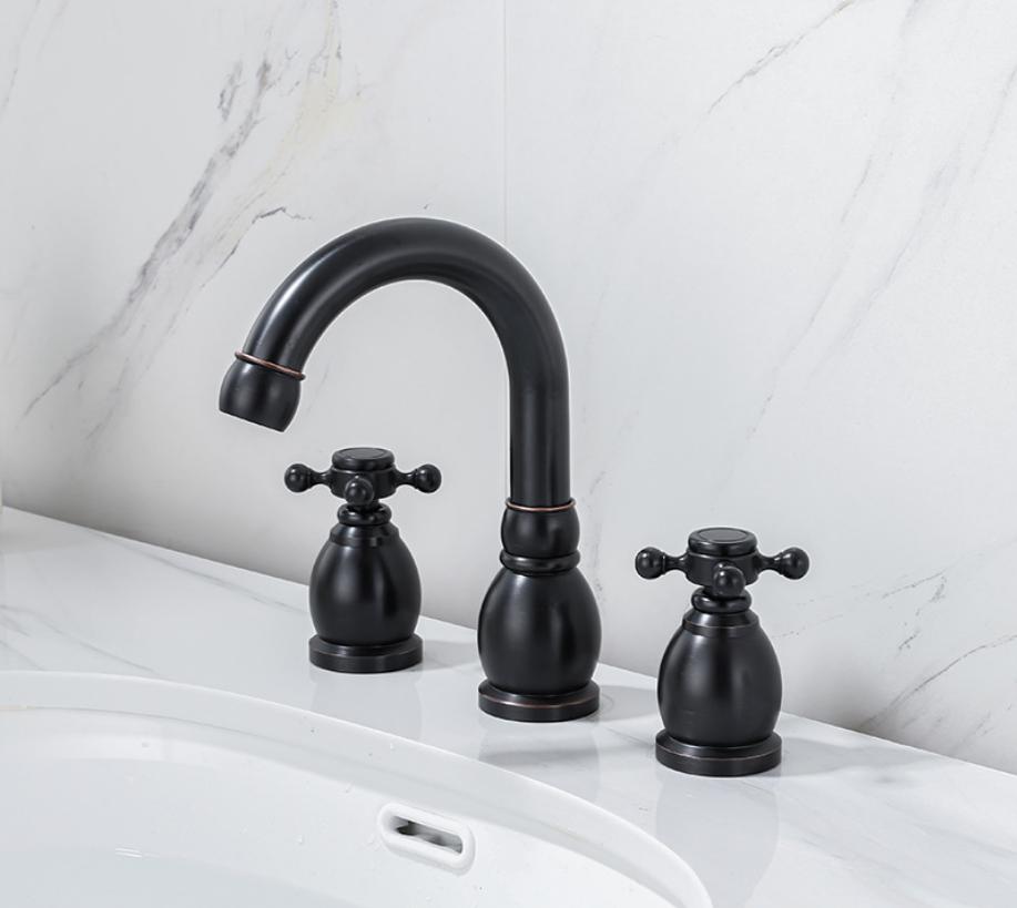 Luxury Brushed Gold Basin Faucet Brass Bathroom Faucet Widespread Antique Sink Faucets 3 Hole Hot Cold Sink Faucet Water Tap