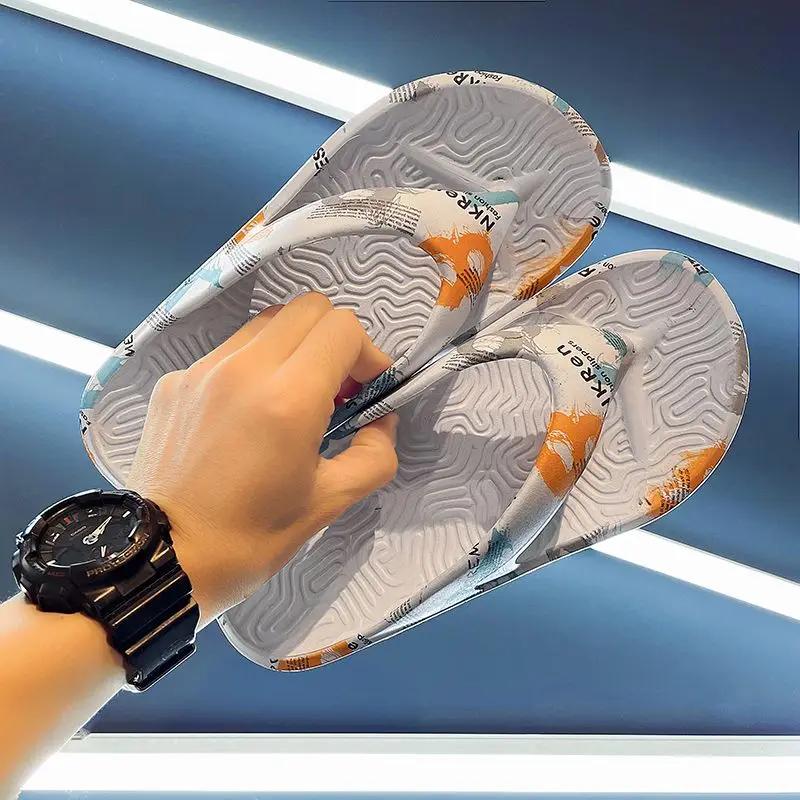 Beach Men's Shoe Flip Flops Platform Slides Shiatsu Adult Designer Luxury Low Price Fun Trend 2025 Rubber Male Slipper