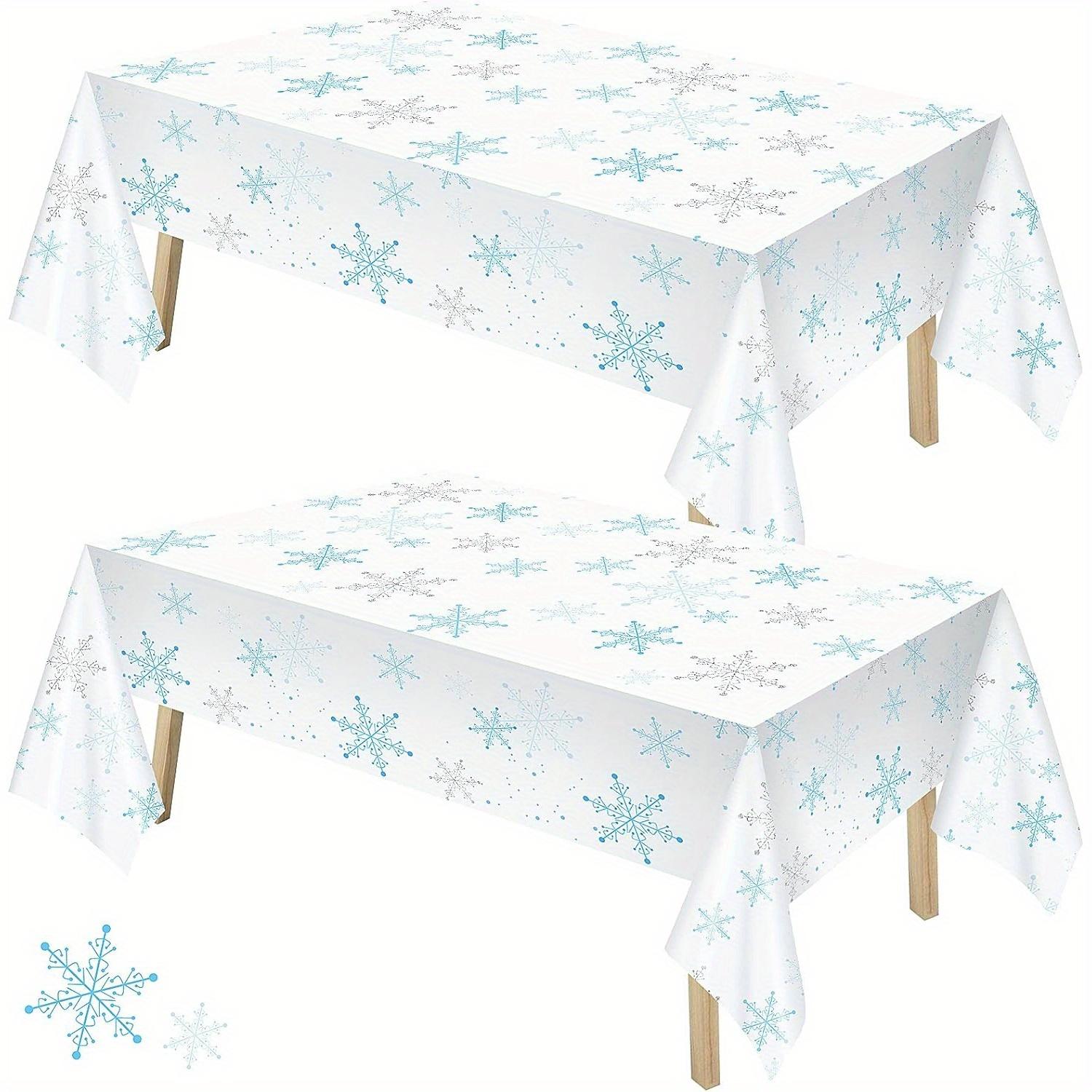 

Две одноразовые скатерти со снежинками, водонепроницаемые и устойчивые к пятнам, подходят для рождественских праздников, зимы и дней рождения. белый