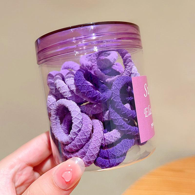 Wysoki Kucyk Gumka - Modny Dodatek do Włosów 2023