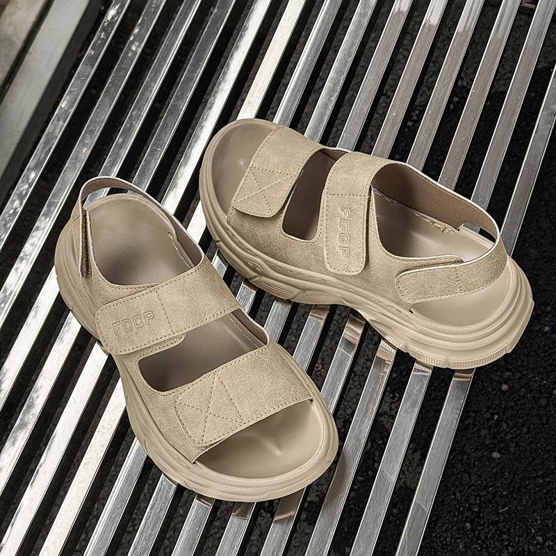 New Spring and Summer Breathable Sandals Men's Soft Sole Internet Celebrity Versatile Play Beach Shoes 471215-J