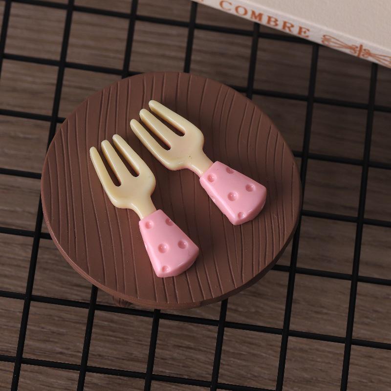 DIY Miniature Cheese Knife & Fork Set with Plate Figurine Keychain Resin Jewelry