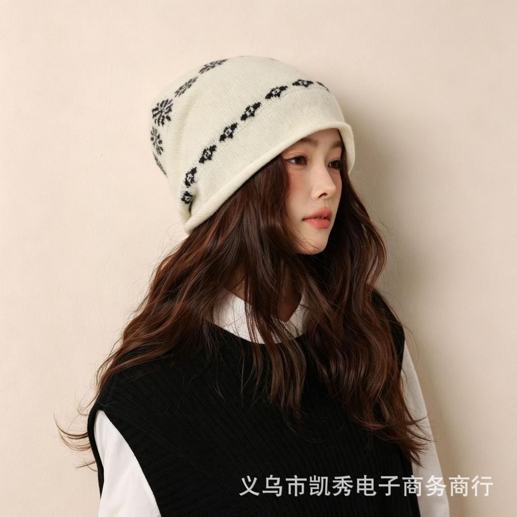 Fair Island Snowflake Jacquard Knitted Hat Children's Autumn and Winter New% Pure Wool Curled Head Cold Hat Stacking Hat