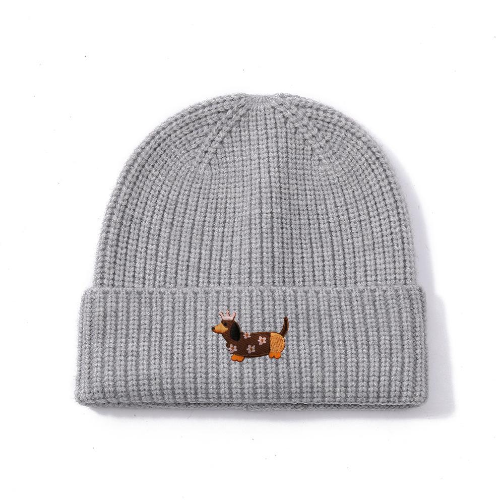 Solid color knitted hat for winter windproof and warm women's woolen hat, versatile dome hat