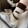 Color-blocking Striped Fabric Label Mid-calf Socks for Women's Trendy, Fashionable and Sporty Outerwear in Autumn and Winter. Pile Socks