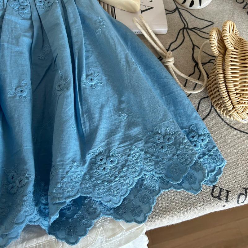 Korean Style Summer 2025 Girls' Lace Halter Top & White Pants Two-Piece Set