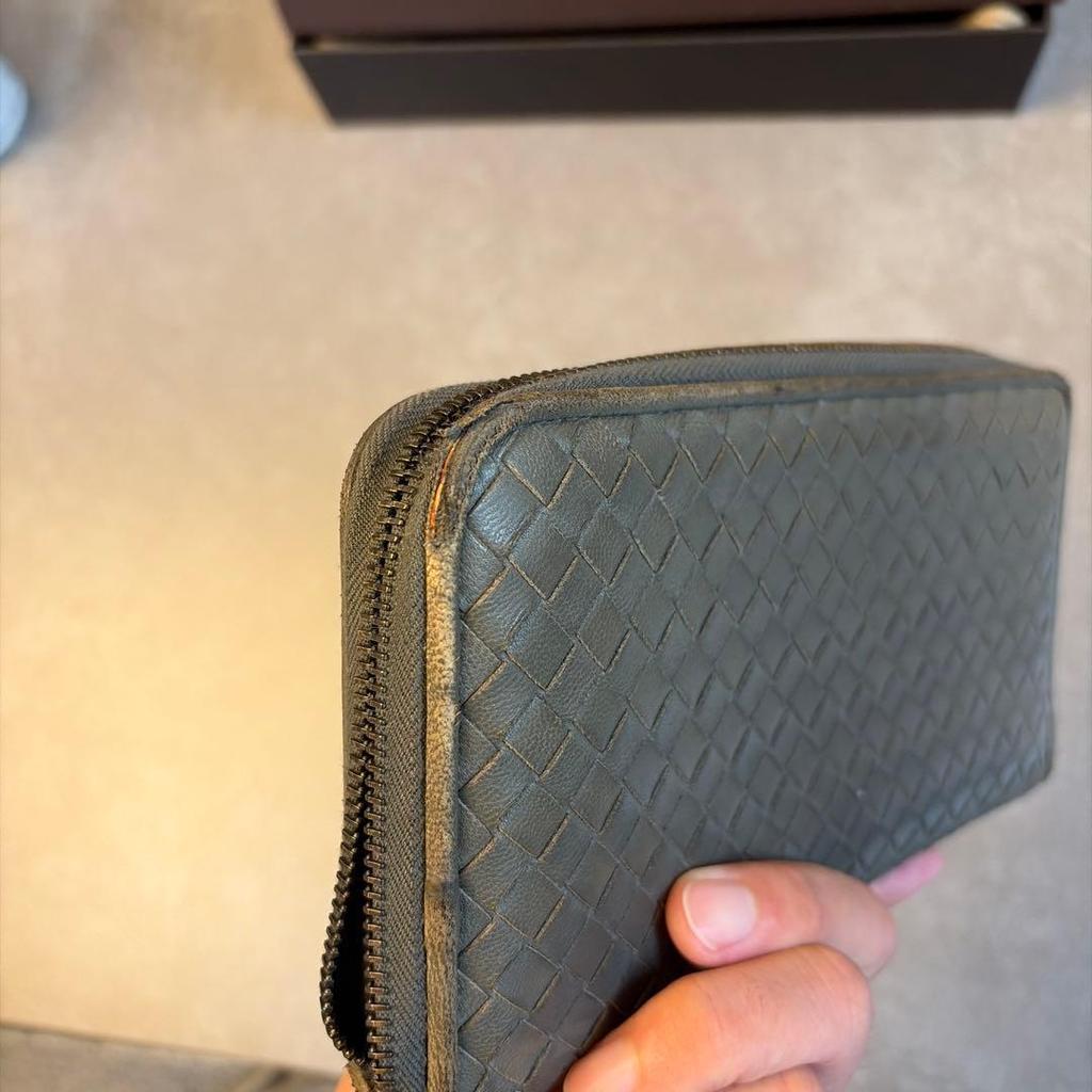 Used BOTTEGA VENETA Intrecciato Long Wallet Round Zipper
