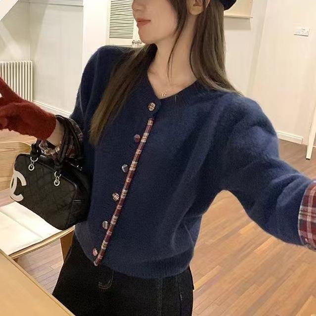 Korean-Style Patchwork Plaid Sweater Cardigan, Round Neck, Loose Casual Fit, Autumn/Winter 2024