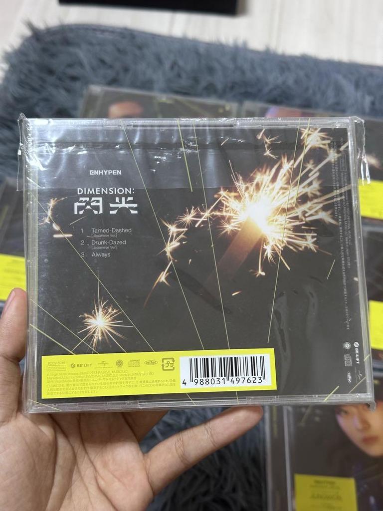 [USED] ENHYPEN Flash