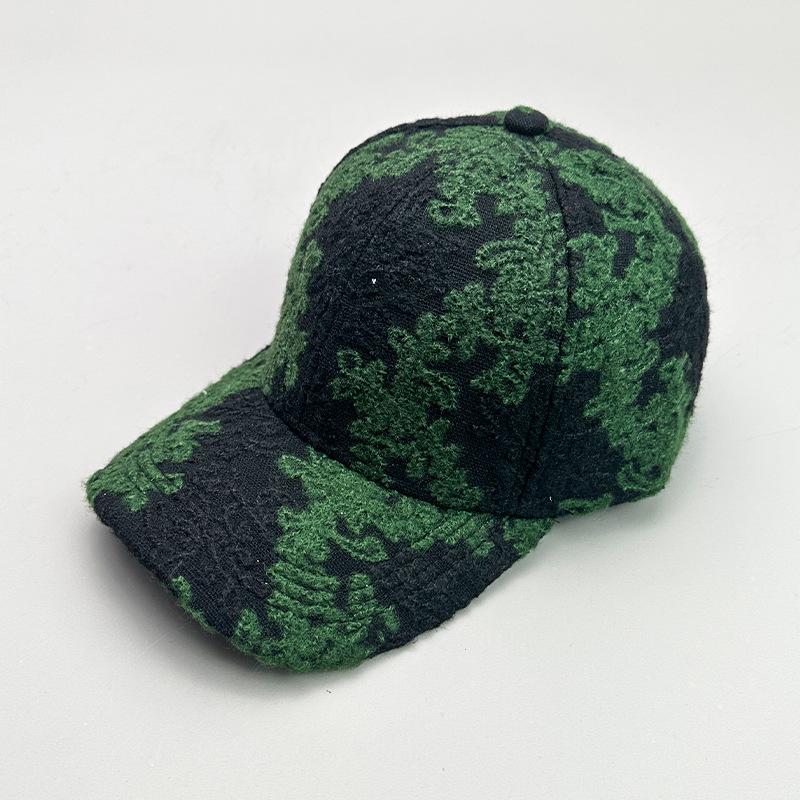 Printed Plaid Flower Embroidery Cap Autumn And Winter Men And Women Retro Versatile Fashion Warm Travel