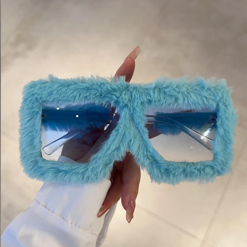 Oversized Square Women Sunglasses New Fashion Furrry Frame Gradient Shades Eyewear Retro Brand Design Winter Sun Glasses