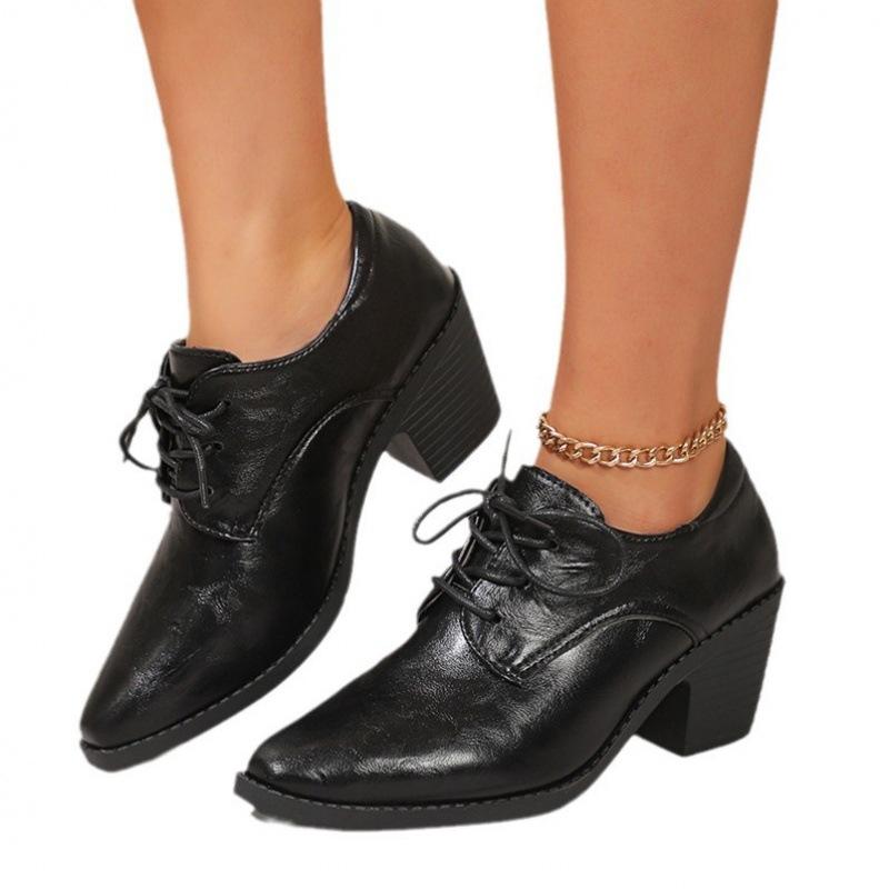 Spring and autumn new European and American large-size thick-heeled strap-up pointed single shoes