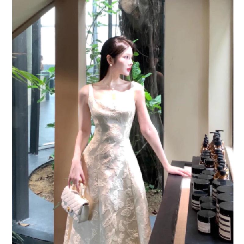 Women s Summer French Embroidered Slim Fit Retro Long Dress with Waist-Cinching and Elegant Charm M