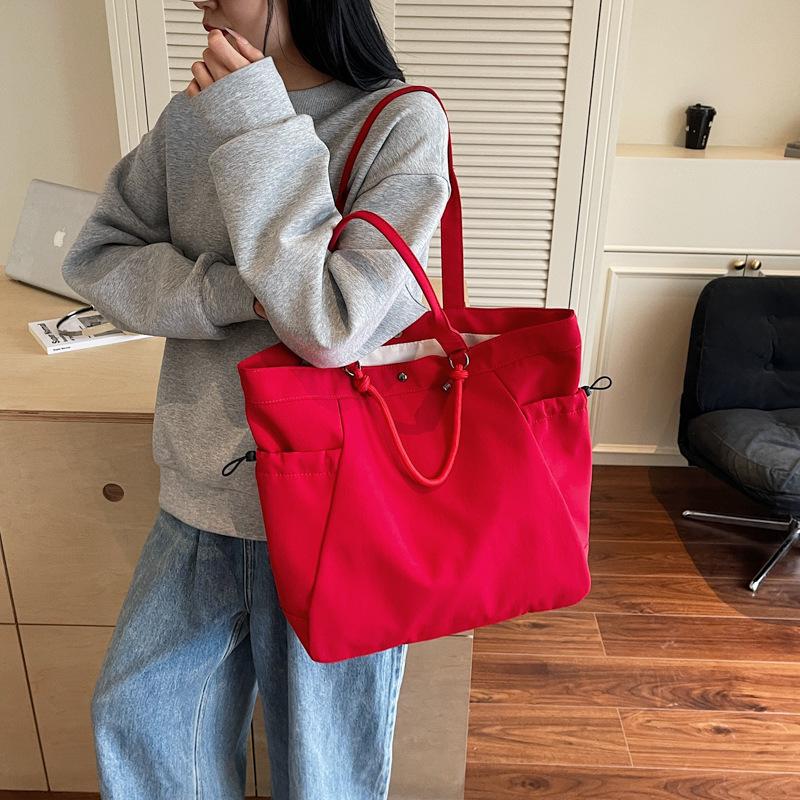Summer new foreign style texture simple large-capacity bag fashion 2025 leisure trend women's shoulder tote bag