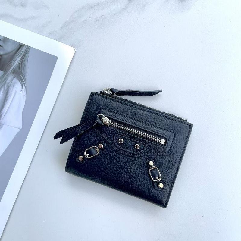 Leather wallet, first layer cowhide short wallet, rivet wallet, wallet, genuine leather women s wallet 11*9*2CM чёрный