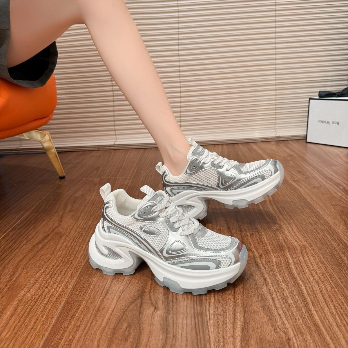 

cm air cushion, light and breathable mesh, thick-soled summer thin Ruth heightening sports and leisure shoes 40 серебряный