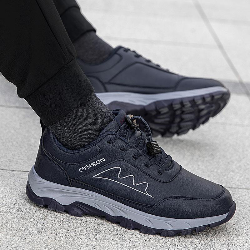 Autumn and Winter New Official Website Brand Waterproof Leather Surface Sports Non-slip Soft Sole Dad Travel Shoes