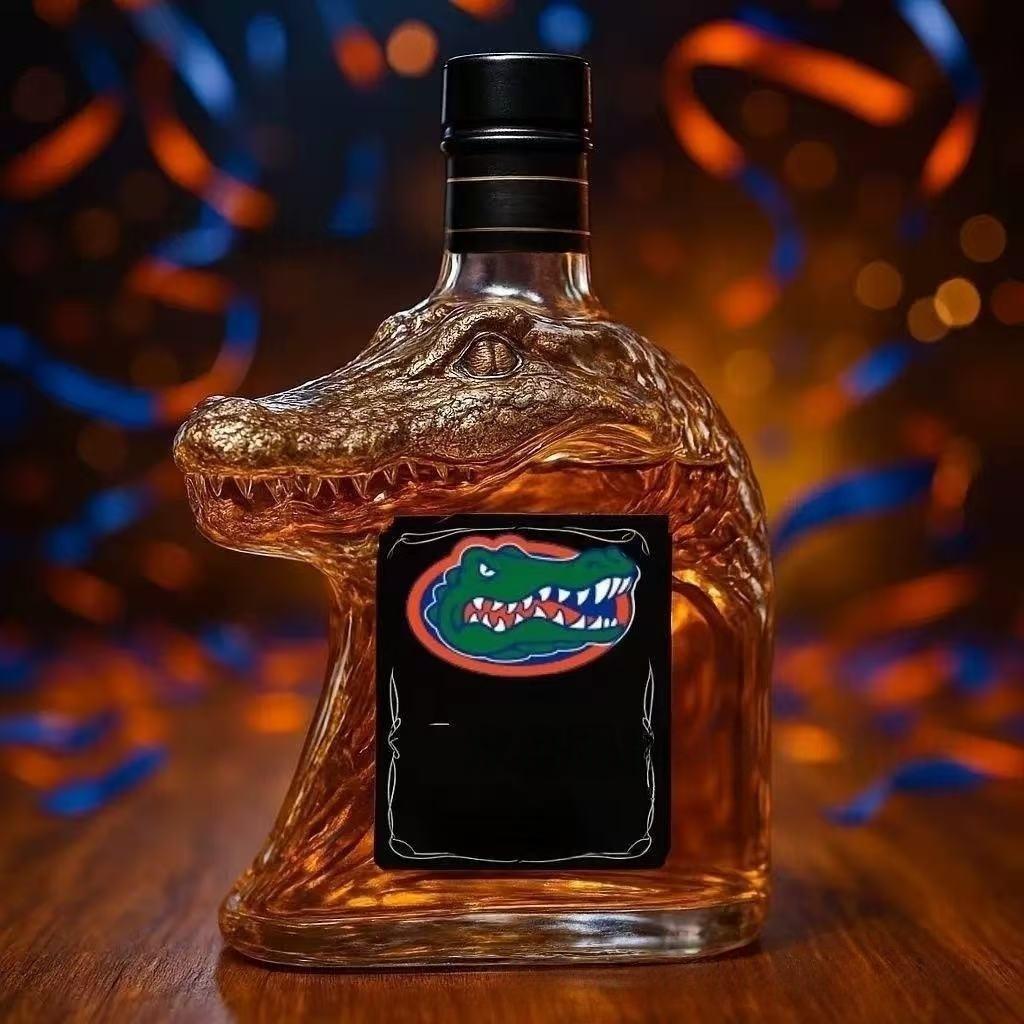 Hot Funny Shark Whiskey Bottle Middle Finger Turtle Whiskey Glass Decanter Home Decor Animal Wine Bottle Statue Collection Toy