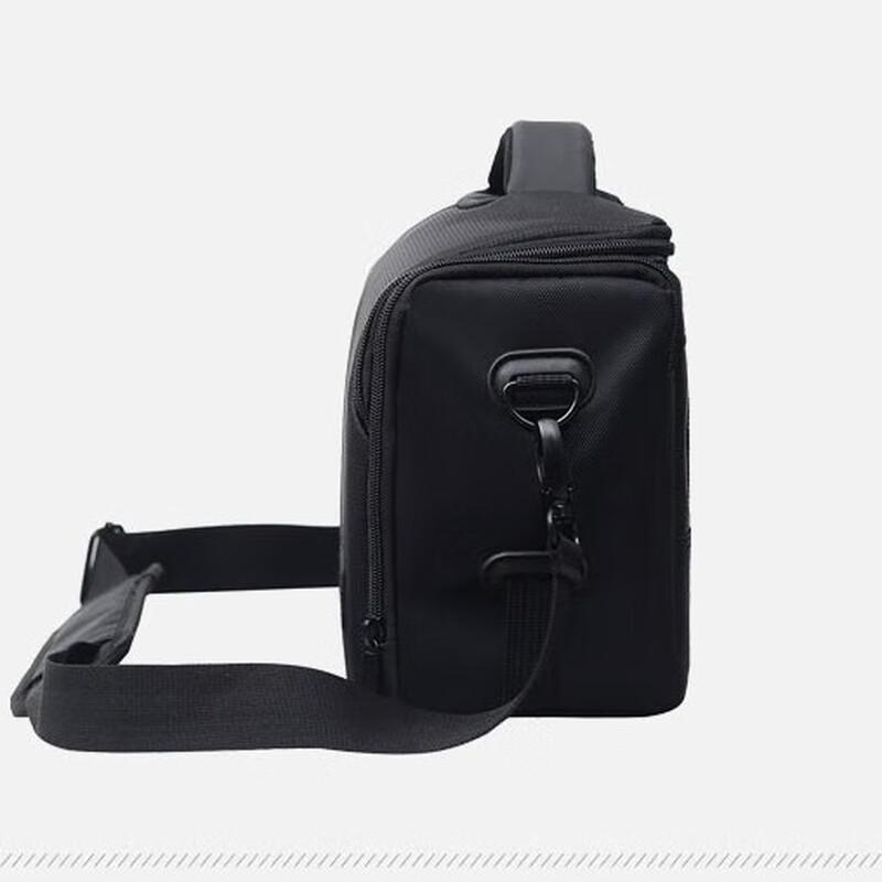 Ayyub Small Camera Shoulder Bag