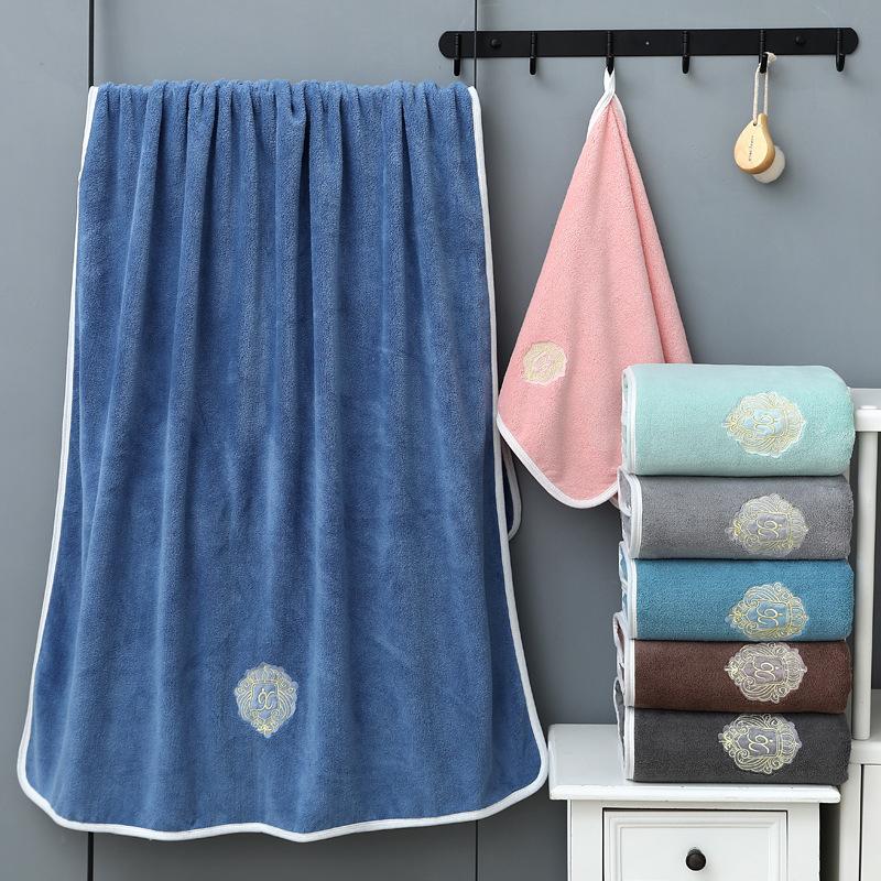 Coral Fleece Bath Towel Bath Towel Wrap Towel Large Towel Absorbs Water Is Not Easy To Lose Hair Thickens The Winter School Season Student Dormitory