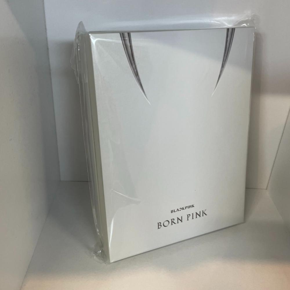 [USED] BLACKPINK BORN PINK Box Set GRAY with Poster