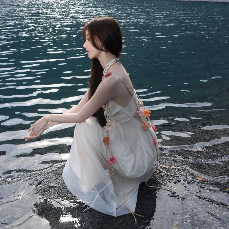 Looking At Flowers in The Fog, Acetic Acid Suspender Dress, Spring and Summer High-end Exquisite Vacation Fairy Gauze Skirt