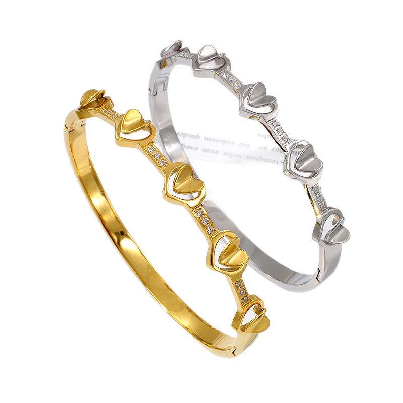 18K Gold Plated Titanium Heart-Shaped Zircon Bracelet