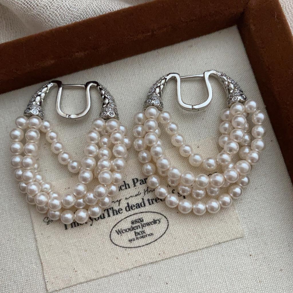 French Multi-Layer Pearl Fringed Ear Buckle Earrings, Court Style, Extravagance, Autumn And Winter Temperament, Versatile Earrings, Light Luxury