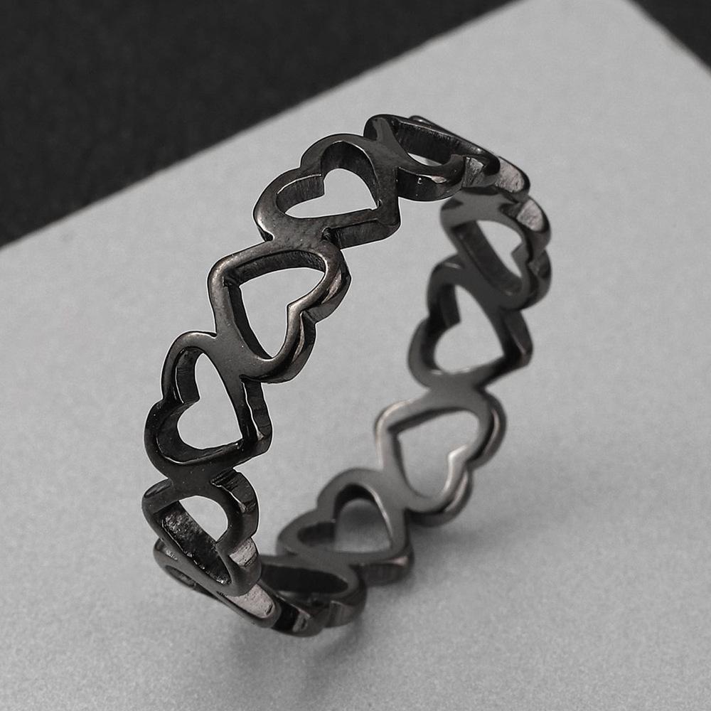 Bague en Titane avec Design de Cœur Creux en Acier Inoxydable