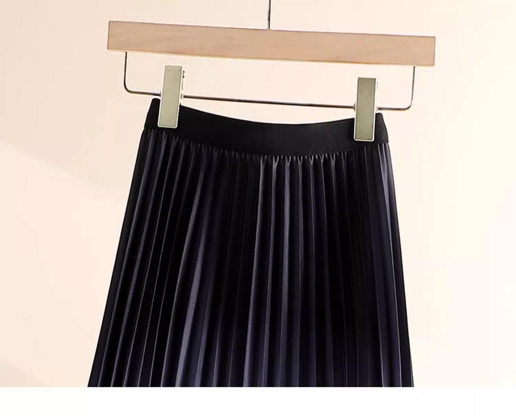 Women's Gradient Pleated Midi Skirt: Classic A-Line Slimming Design for Spring & Summer