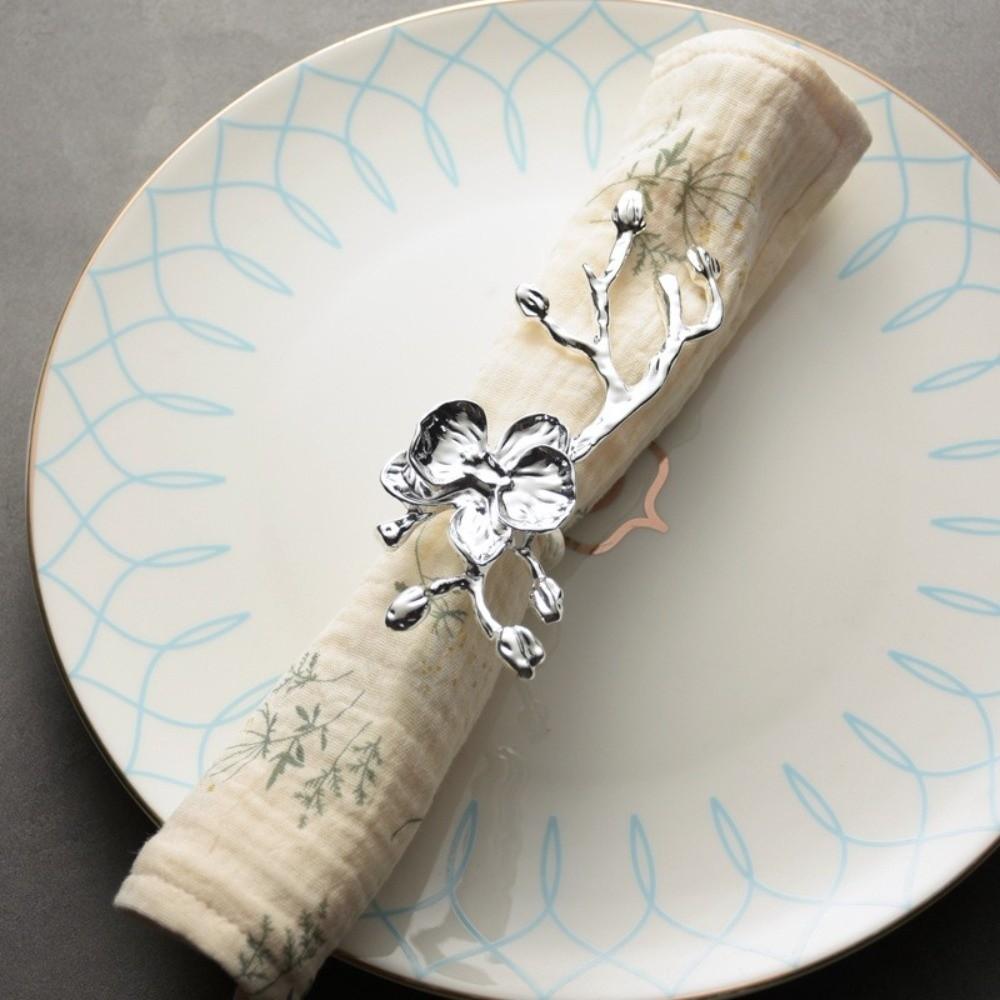 2PCS Luxury Plum Blossom Napkin Ring Elegant Serviette Ring Creative Table Napkin Holder  Banquet