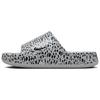 Nové pantofle Calm Slide Electric Pack Olympic Safari Football Grey HF1067-001