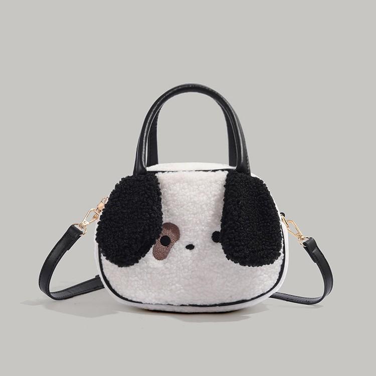 

Cute Lamb Wool Pillow Puppy Bag 2024 New Autumn Winter Commuter Handheld Furry Bag Color-Block Single Shoulder Crossbody Bag чёрный