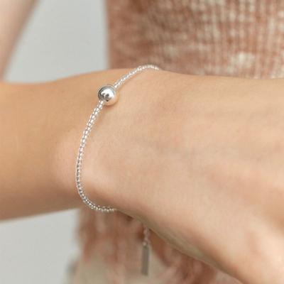 leeENoir Silver Ball Clear Beads Bracelet