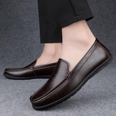 Comode nuove scarpe da guida da uomo Mocassini in pelle Scarpe casual da uomo morbide Slip-on Moda uomo Festa uomo Taglia grande 38-46