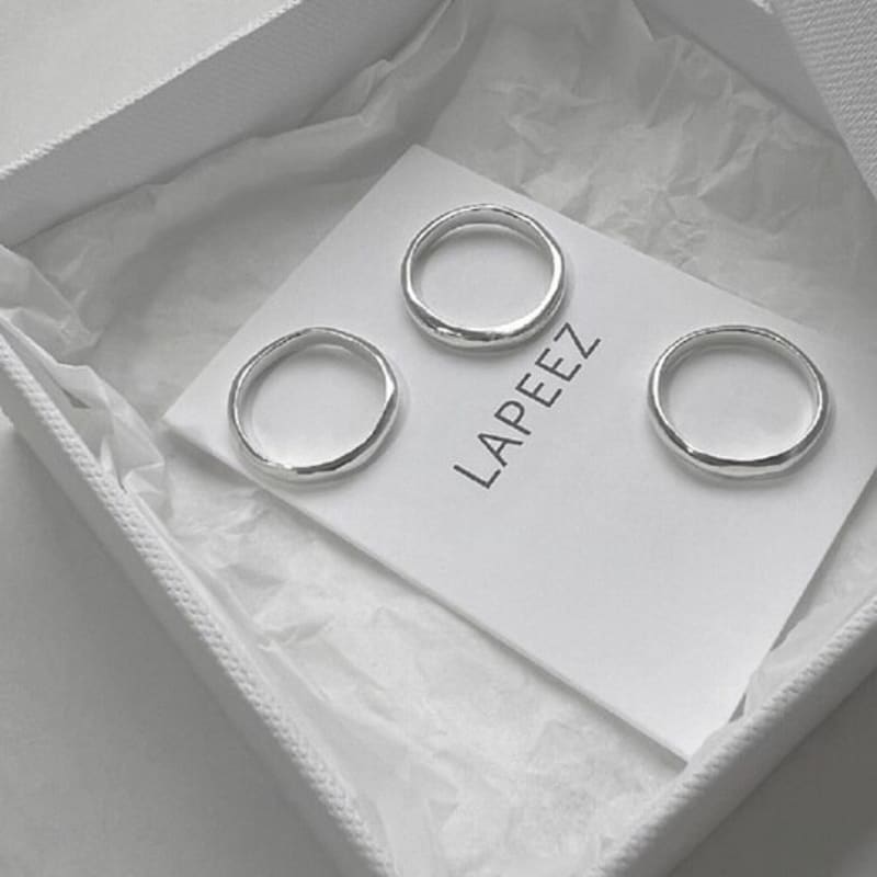 LAPEEZ Triple Stack Ring Set