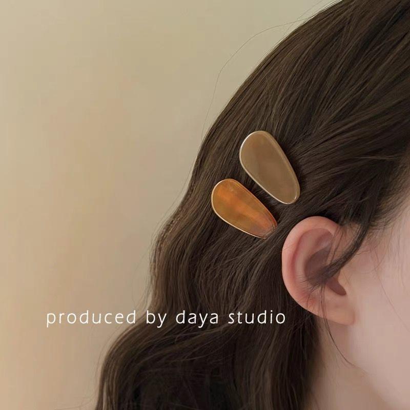 Geometric Women's Side Clips Fashion Hair Clips Vintage Bangs Duck Beak Clips