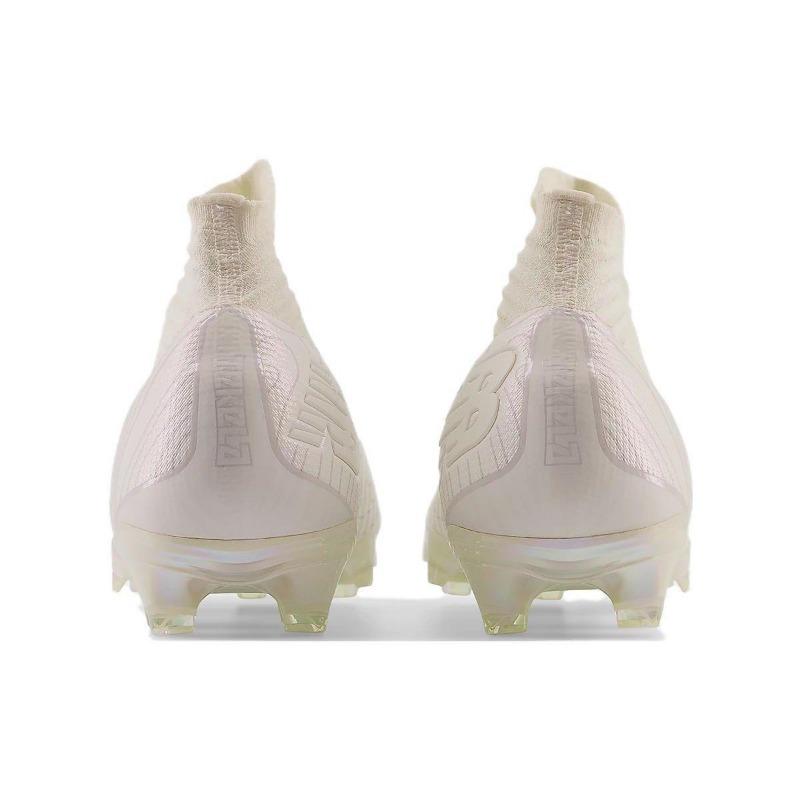 New Balance Tacchetti da Calcio Tekela V4 Unisex Punta Tonda Allacciatura FG Terreno Compatto Bianco ST1FWW4