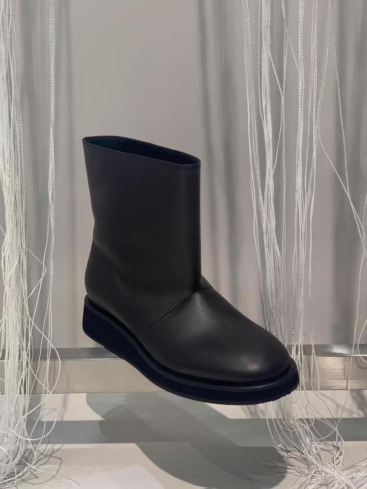 

Версия из коровьей кожи~ Корейская версия нишевые круглого носка платформа короткие ковбойские сапоги ботинки Мартин женские 2025 короткие сапоги ботинки Челси 40 чёрный