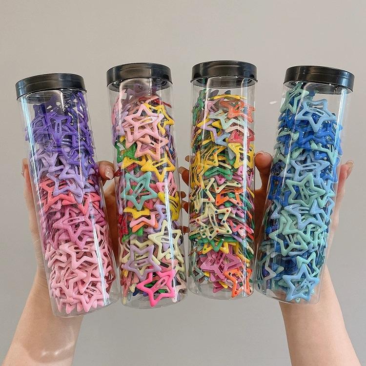Y2K Star Hair Clips: Cute Five-Pointed Star Accessories for Kids' Side Bangs.