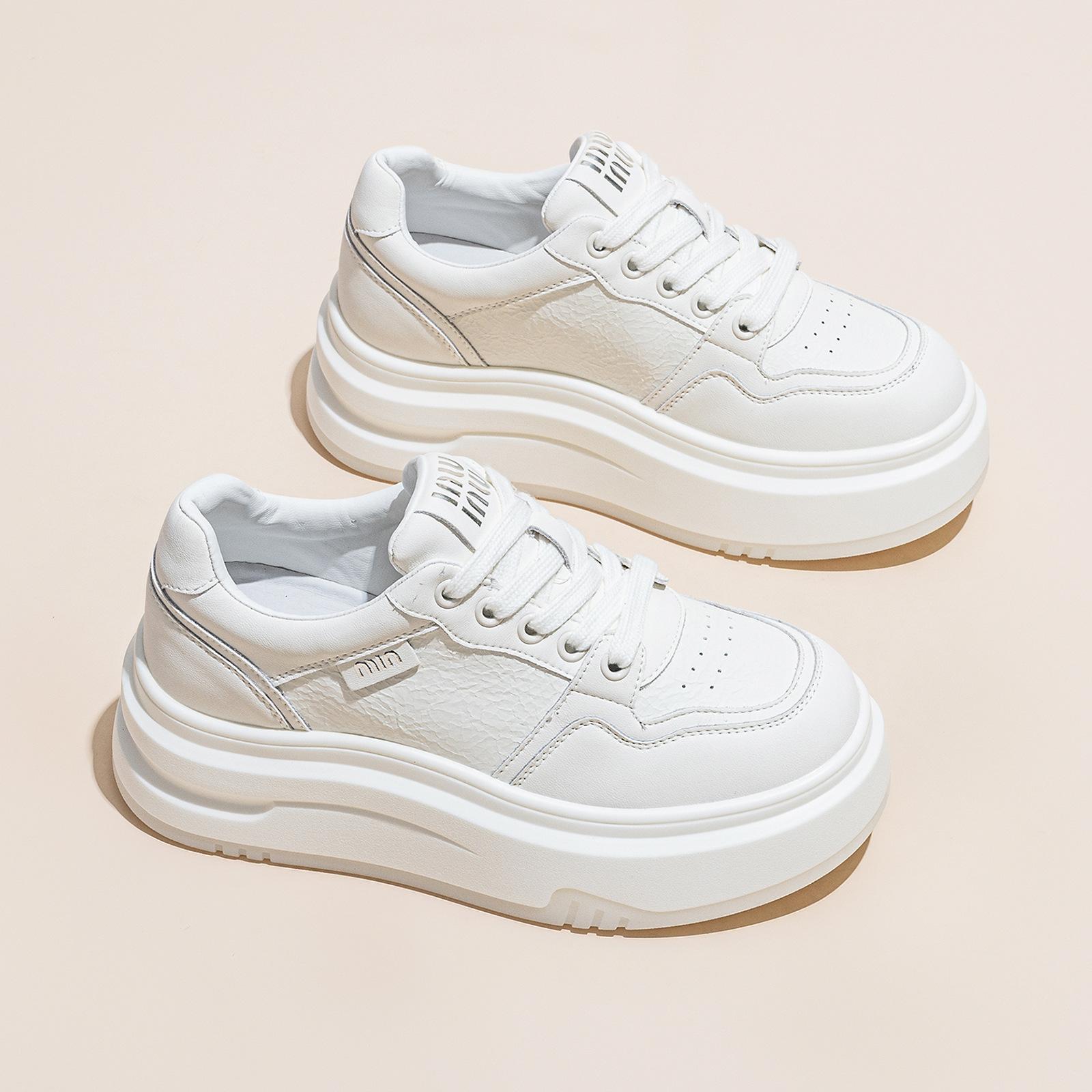 

Women s autumn new thick-soled heightening leather casual sports shoes, lightweight and versatile single shoes 34