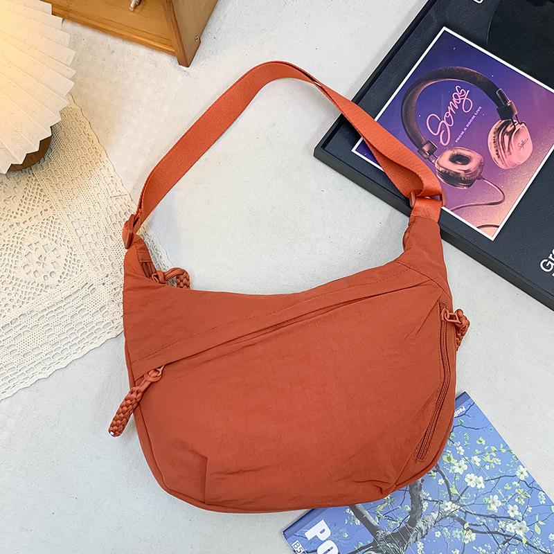 Japanese Style Large Capacity Nylon Crossbody Bag for Female Students